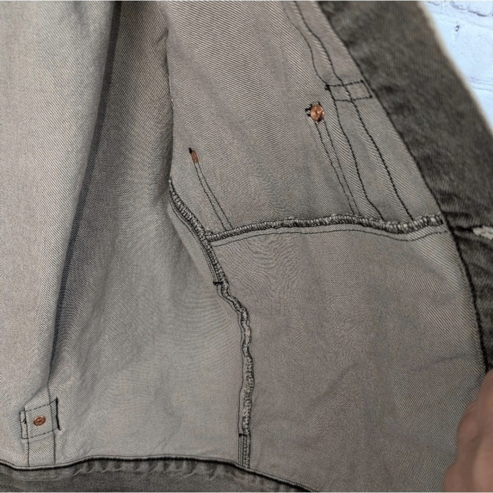 Levi's Premium Trucker Denim Men's Jacket In Medium Washed Gray. Rare!! - Picture 2 of 10